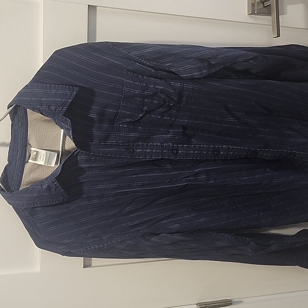 XL North Face long sleeve hiking shirt